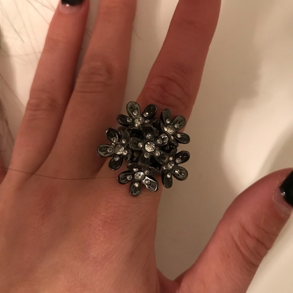 one size fits all flower ring